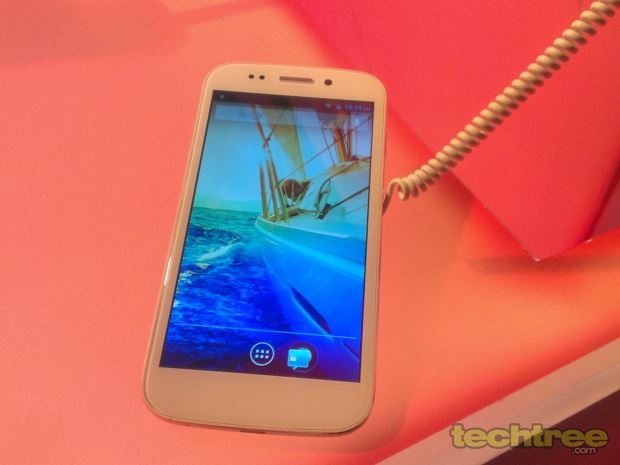 Micromax Launches Flagship Canvas 4 A210 With Android 4.2 For Rs 18,000