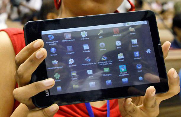 Akash Tablet Makes Its Way To US School Children