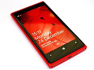 Nokia Lumia 920 — Is Nokia Back In The Game?