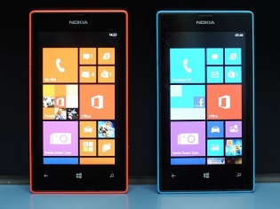 Nokia Lumia 525 And 520 Covers Are Interchangeable Nokia Lumia 525 And 520 Covers Are Interchangeable
