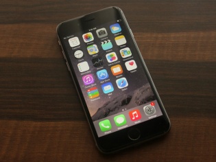 Apple iPhone 6: First Impressions