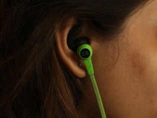 Review: JBL Synchros Reflect In-Ear Headphones Review: JBL Synchros Reflect In-Ear Headphones